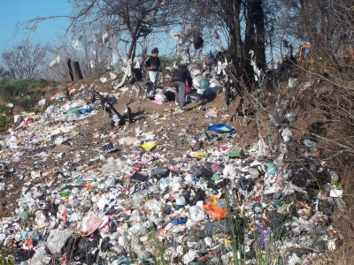 basural gonzalez catan (3)