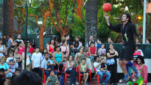 fiesta en las plazas