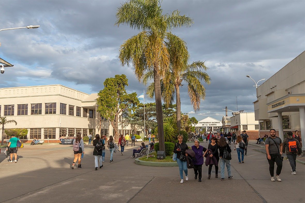 Conocé la variada oferta de actividades de la Feria Educativa de la UNLaM
